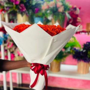 Sunset Flame Rose Bouquet – Luxury Flower Gift Kigali