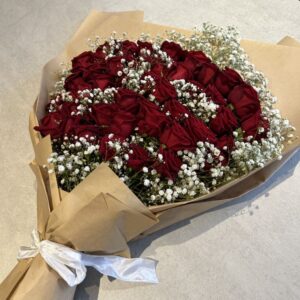 Royal Love Premium Red Rose Bouquet – Kigali’s Top Choice for Elegant Flower Gifts