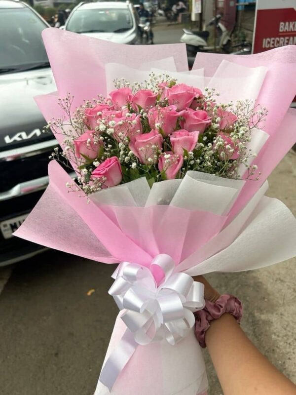 Elegant Pink Rose Bouquet – Romantic Flower Delivery in Kigali