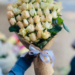 Ivory Elegance Cream Rose Bouquet – Classy Flower Delivery in Kigali