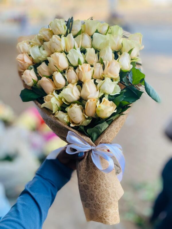 Ivory Elegance Cream Rose Bouquet – Classy Flower Delivery in Kigali