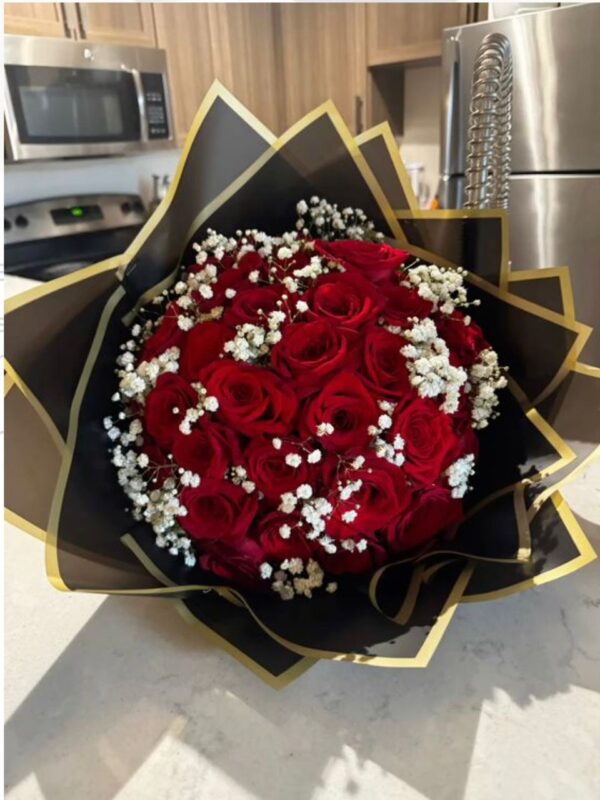 Royal Kigali Red Rose Bouquet – 25 Premium Stems