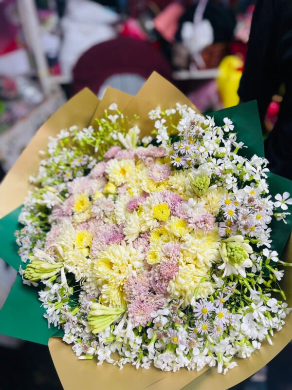Kigali Sunshine Pastel Bouquet - Image 2