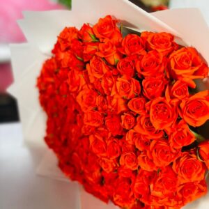 Sunset Flame Rose Bouquet – Luxury Flower Gift Kigali