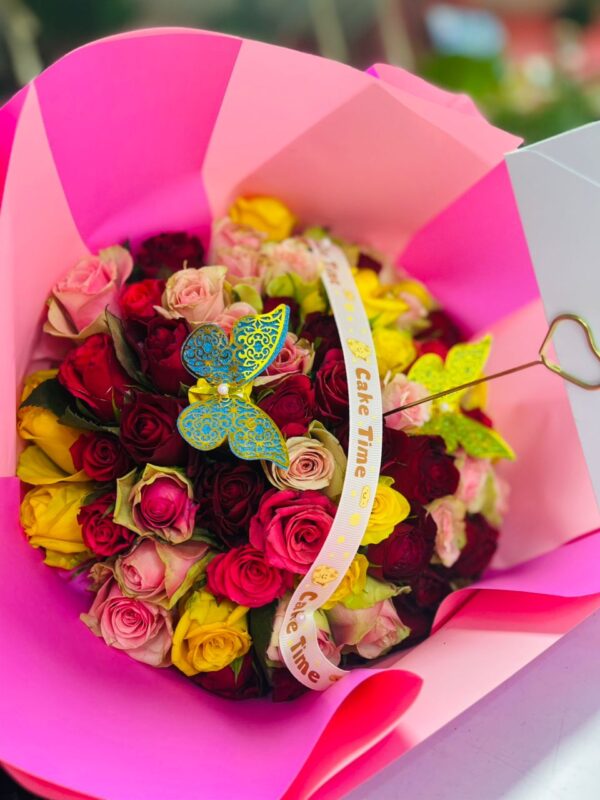 Celebration Mixed Rose Bouquet – Bold & Colorful Surprise