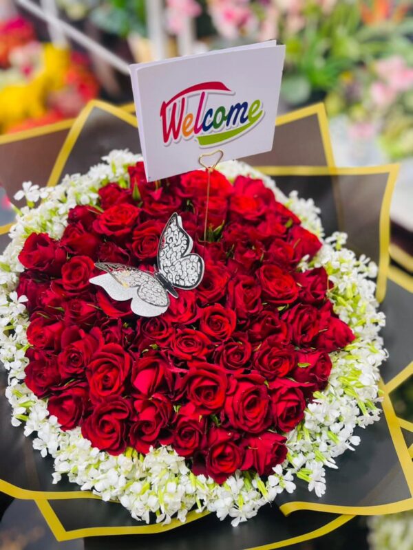 Royal Red Welcome Bouquet – Premium Roses in Kigali - Image 3