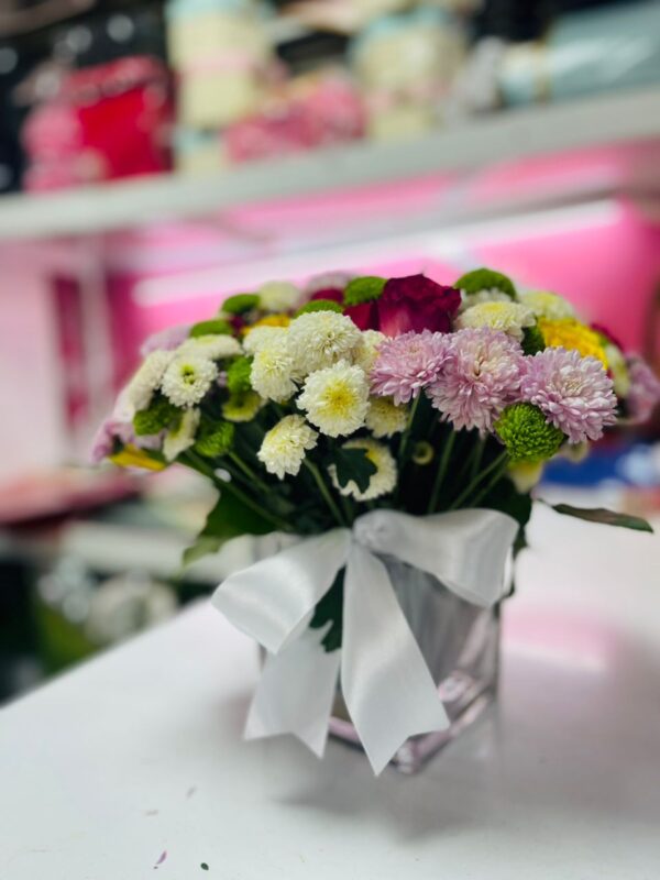 Elegant Mixed Bloom Vase – Kigali Flower Delivery in Stylish Glass - Image 2