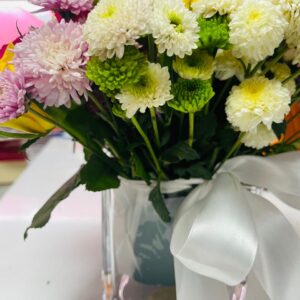 Elegant Mixed Bloom Vase – Kigali Flower Delivery in Stylish Glass