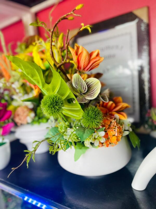 Tropical Elegance – Exotic Flower Vase Arrangement