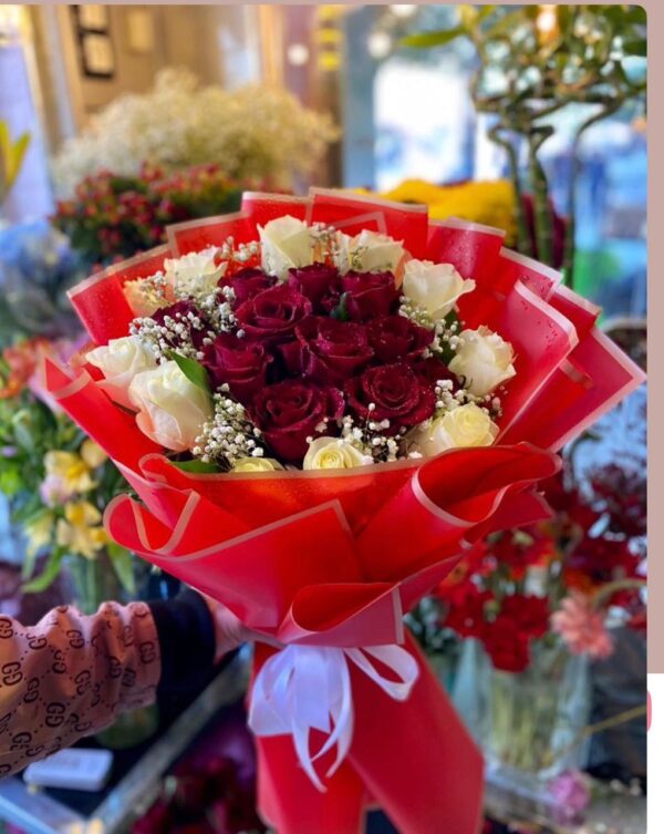 Elegant Love Rose Bouquet