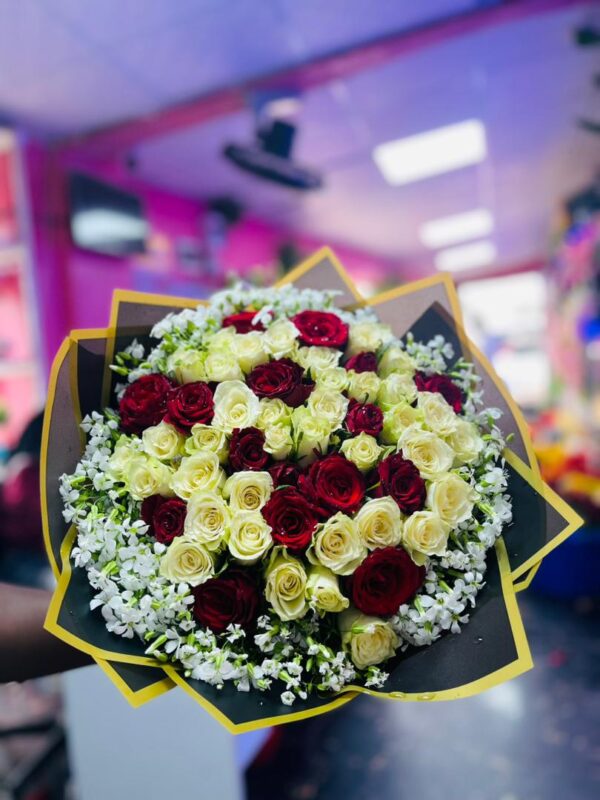 Luxury Red & White Roses Bouquet - Image 2