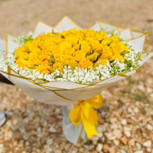 Golden Sunshine Rose Bouquet