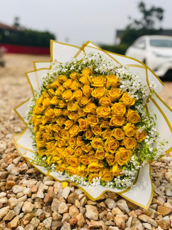Golden Sunshine Rose Bouquet - Image 3