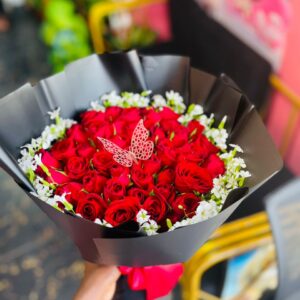 Midnight Velvet Rose Bouquet