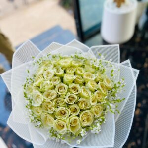 Luxury White Roses Bouquet