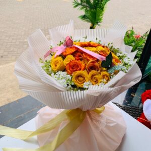 Joyful Moments Mixed Roses Bouquet